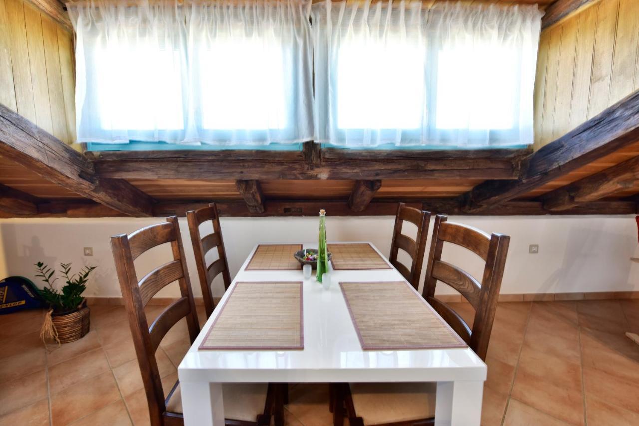 Alavanda Porec - App S Bazenom Екстер'єр фото