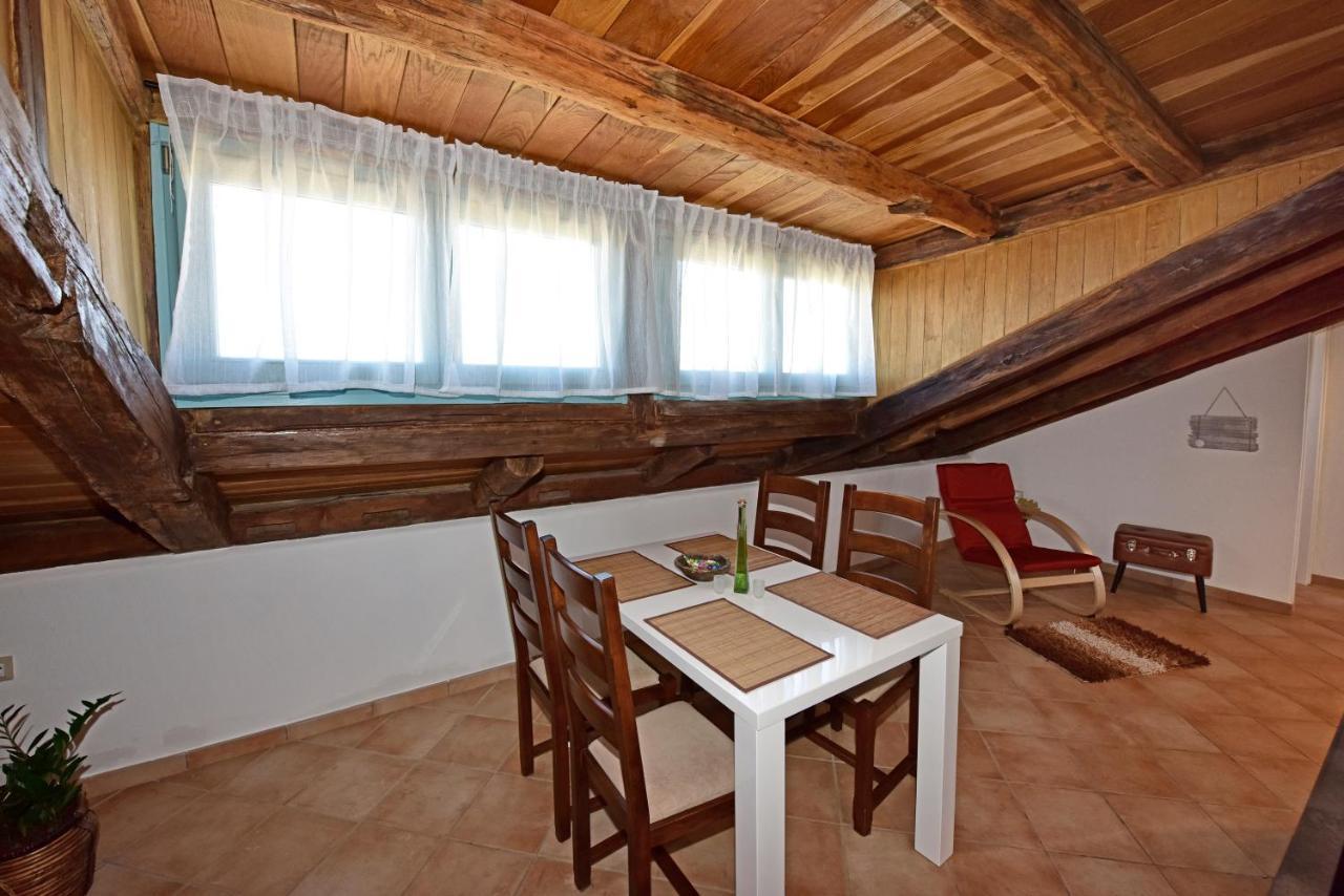 Alavanda Porec - App S Bazenom Екстер'єр фото